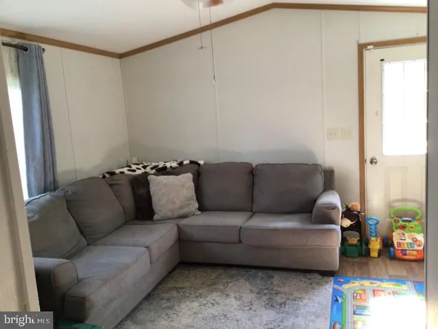 $125,000 | 8014 Woodside Drive, Morrisville, PA 19067