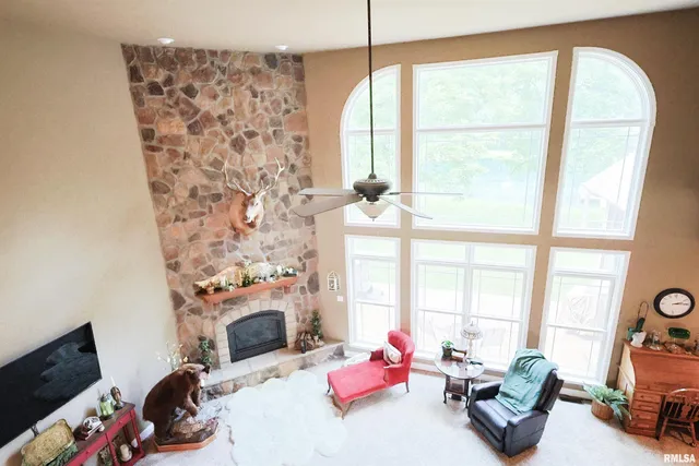 $750,000 | 4331 County Road 1225 East, Salem, IL 62881