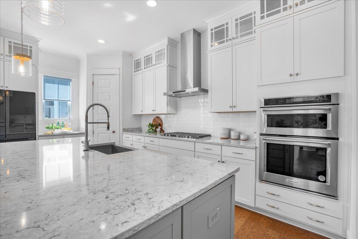 2312 Bucktail Court Mount Pleasant, SC 29466 - Photo 13 of 53 Kitchen
