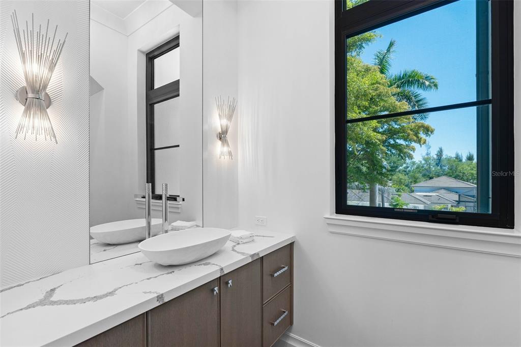 7324 Point Of Rocks Road Sarasota, FL 34242 - Photo 56 of 95