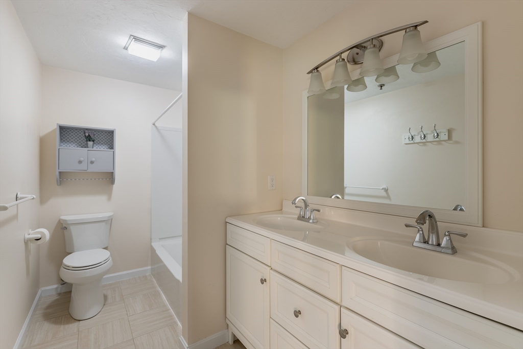 175 Littleton Road, Unit A8 Chelmsford, MA 01824 - Photo 26 of 40 Gallery Image 26
