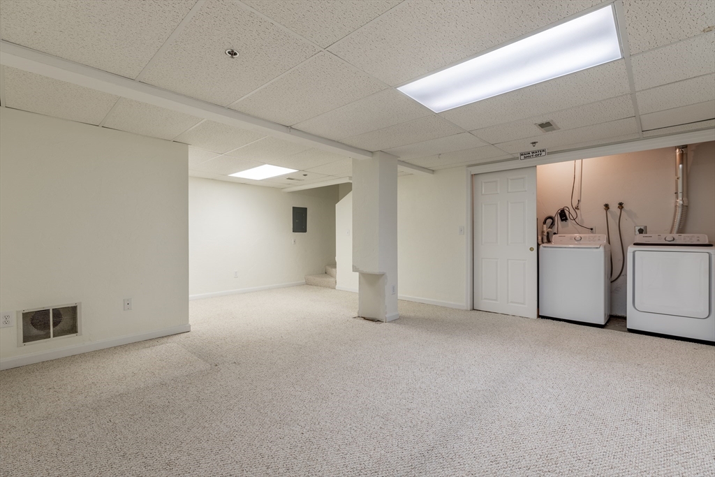 175 Littleton Road, Unit A8 Chelmsford, MA 01824 - Photo 33 of 40 Gallery Image 33
