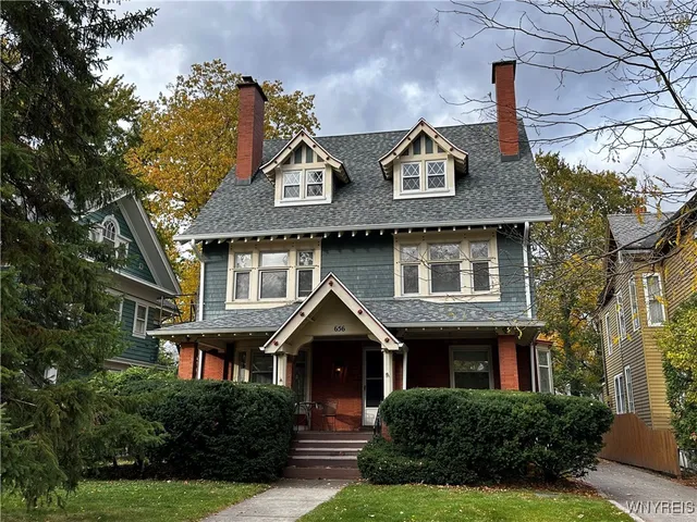 $2,350 | 656 Lafayette Avenue, Buffalo, NY 14222