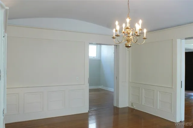 $2,350 | 656 Lafayette Avenue, Buffalo, NY 14222