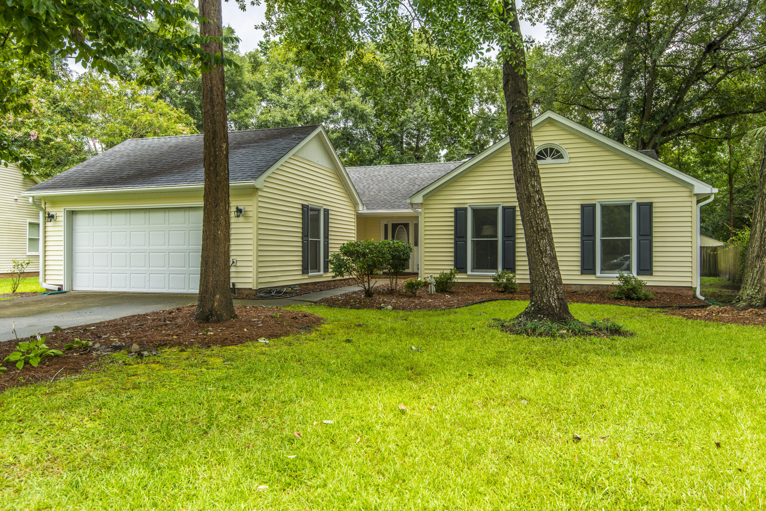 102 Towne Square Road Summerville, SC 29485 - Photo 1 of 51 _DSC3397