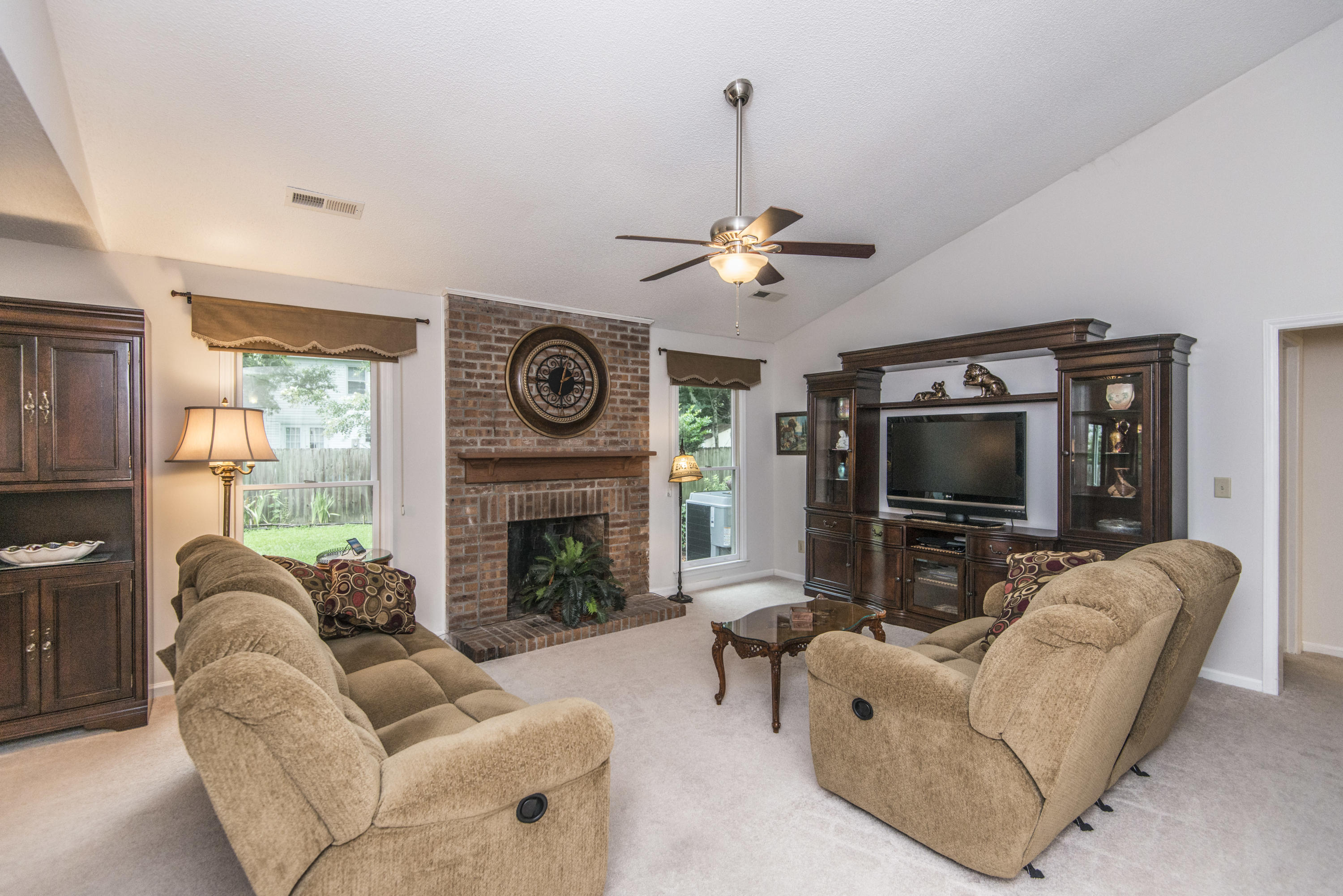 102 Towne Square Road Summerville, SC 29485 - Photo 12 of 51 _DSC3415
