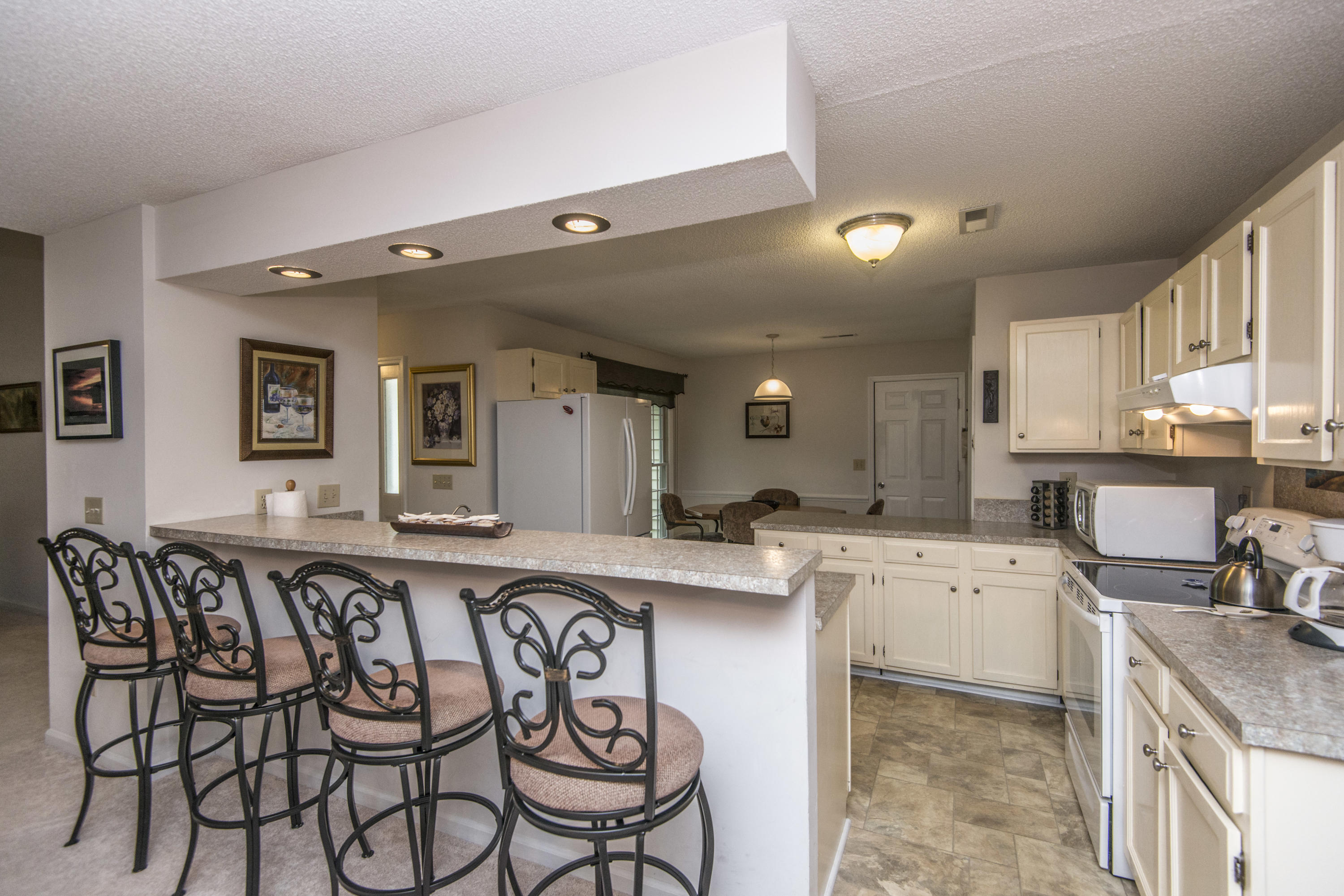 102 Towne Square Road Summerville, SC 29485 - Photo 3 of 51 _DSC3422