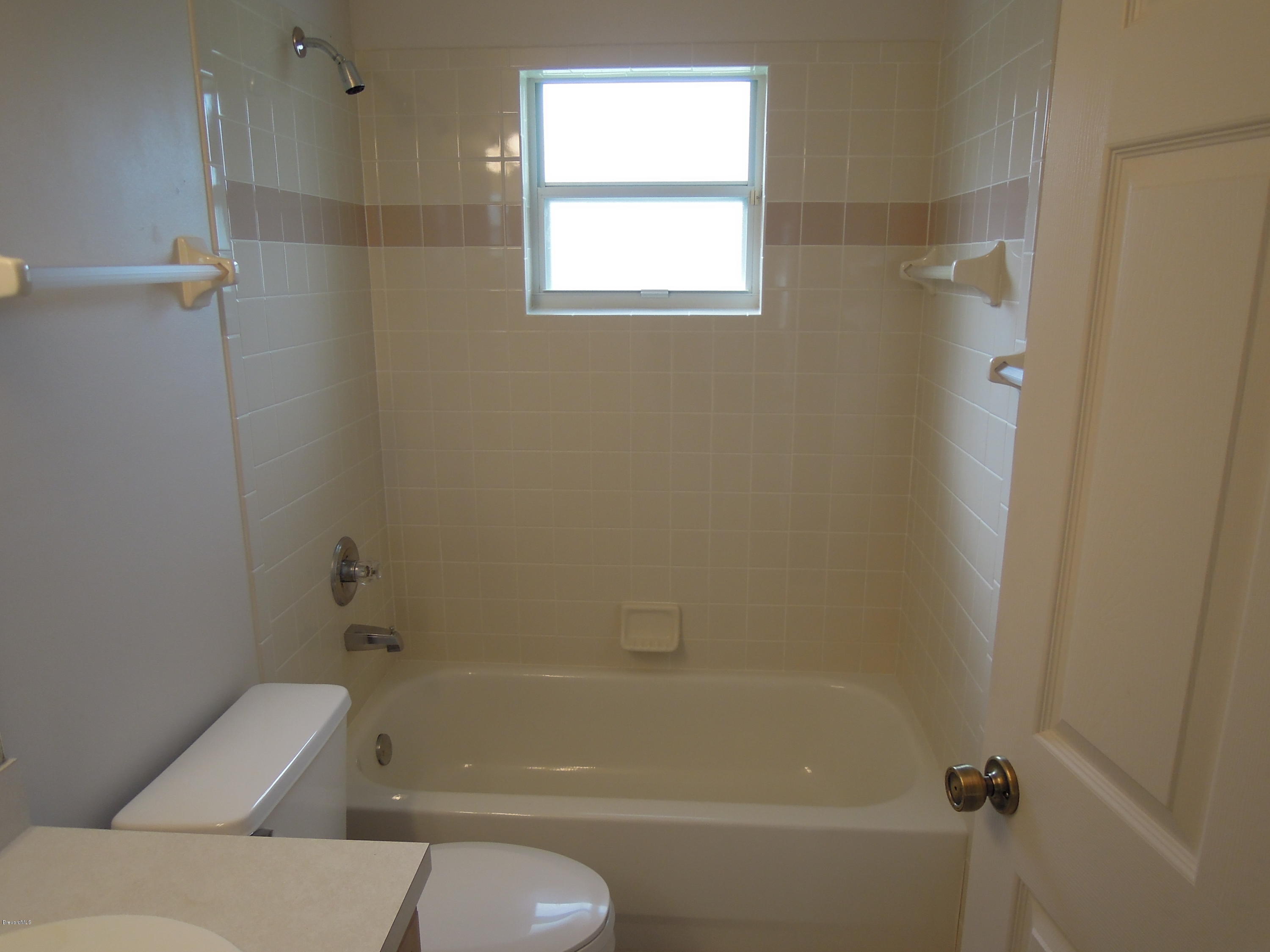 1914 Blue Ridge Avenue Melbourne, FL 32935 - Photo 23 of 28 Blue Ridge 016