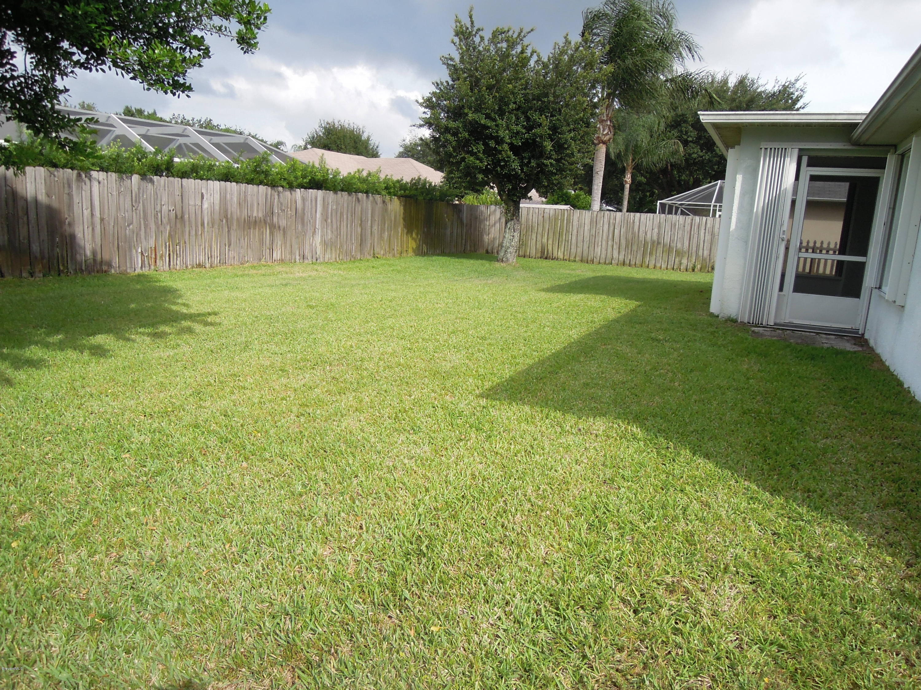 1914 Blue Ridge Avenue Melbourne, FL 32935 - Photo 6 of 28 Blue Ridge 030