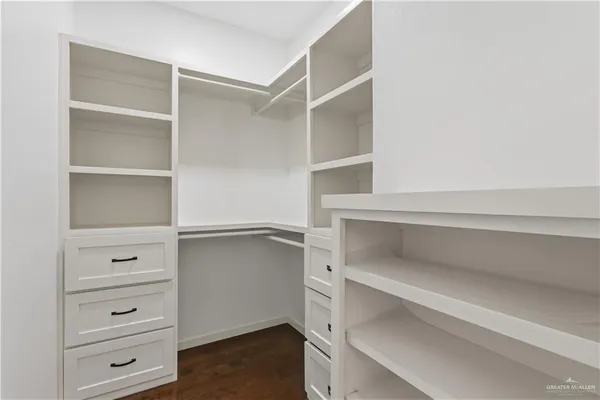 $1,275 | 2833 Melanie Drive, Pharr, TX 78577