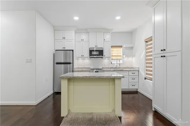 $1,500 | 2833 Melanie Drive, Pharr, TX 78577