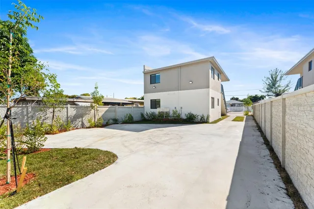 $789,000 | 1171 Northwest 66th Street, Miami, FL 33150