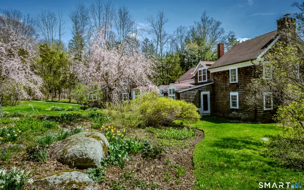 $915,000 | Undisclosed Address, Kent, CT 06785