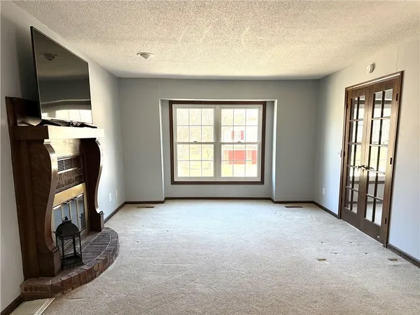 $342,000 | 1508 Hale Avenue, Platte City, MO 64079