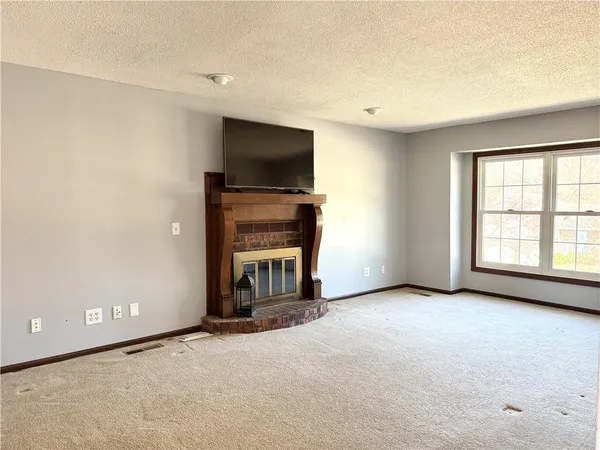 $342,000 | 1508 Hale Avenue, Platte City, MO 64079