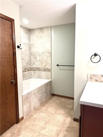 $342,000 | 1508 Hale Avenue, Platte City, MO 64079