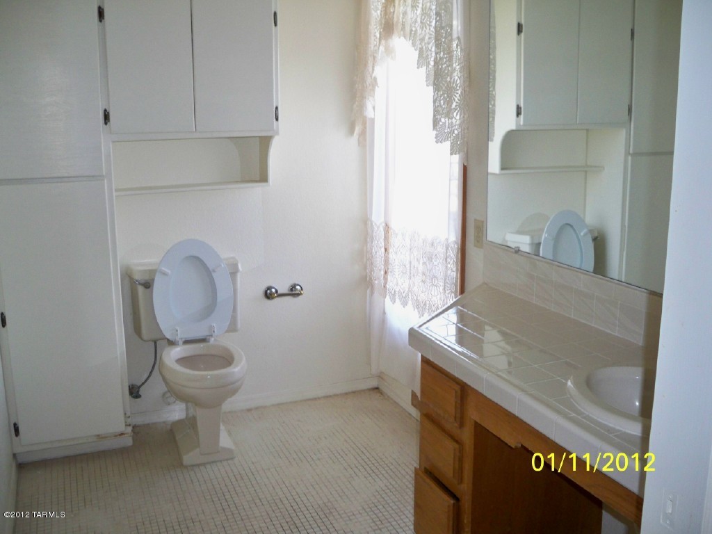 448 South Cody Loop Road Oracle, AZ 85623 - Photo 17 of 19