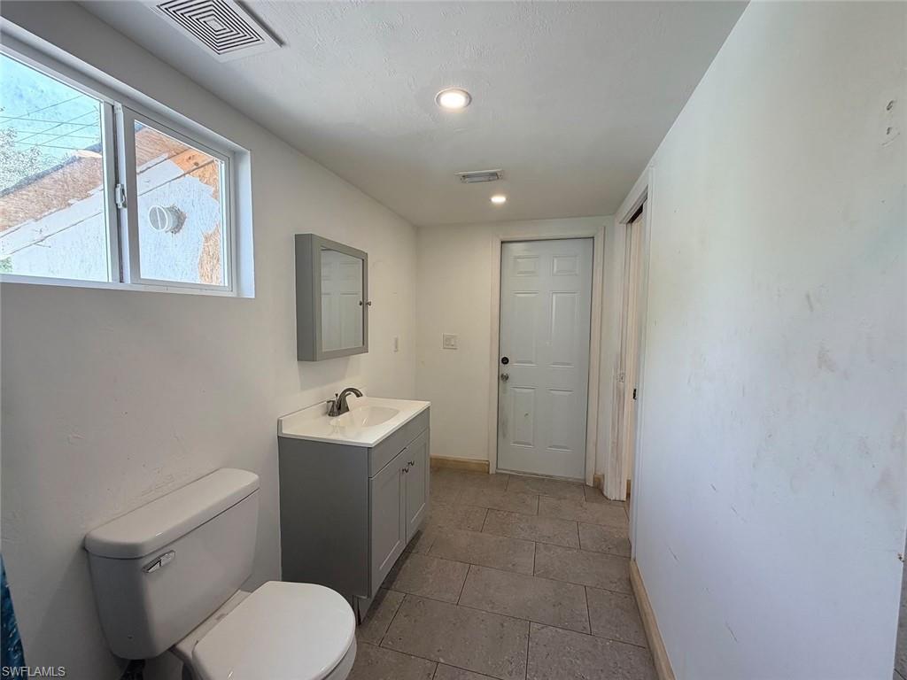 19751 Adams Road Fort Myers, FL 33908 - Photo 30 of 38 Gallery Image 30