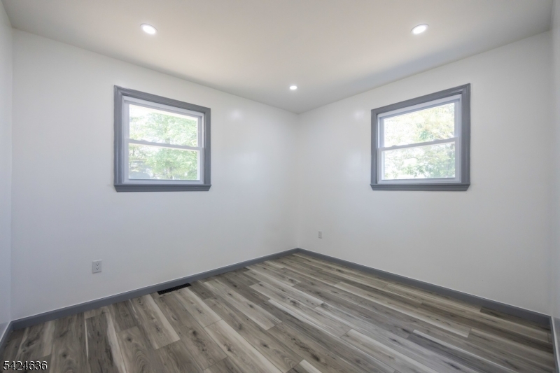 1720 Chews Landing Road Blackwood, NJ 08012 - Photo 15 of 23