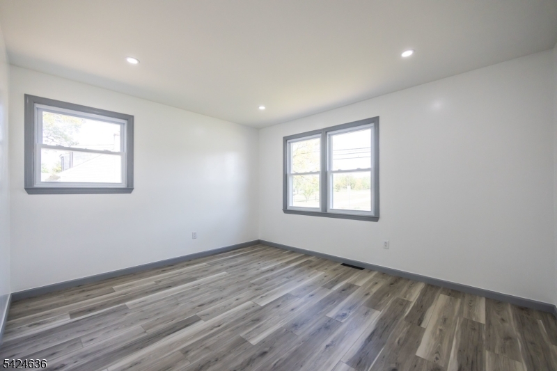 1720 Chews Landing Road Blackwood, NJ 08012 - Photo 16 of 23