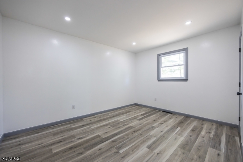 1720 Chews Landing Road Blackwood, NJ 08012 - Photo 19 of 23