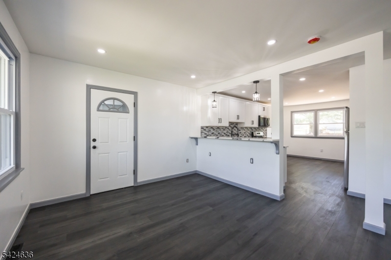 1720 Chews Landing Road Blackwood, NJ 08012 - Photo 6 of 23