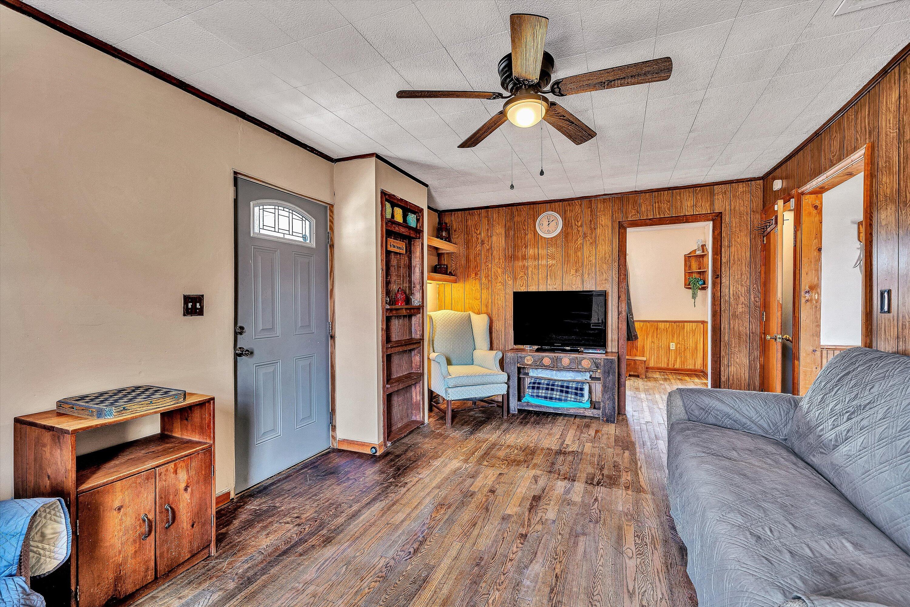 50 Morning Dove Lane Blue Ridge, VA 24064 - Photo 4 of 41 04-VM-01156
