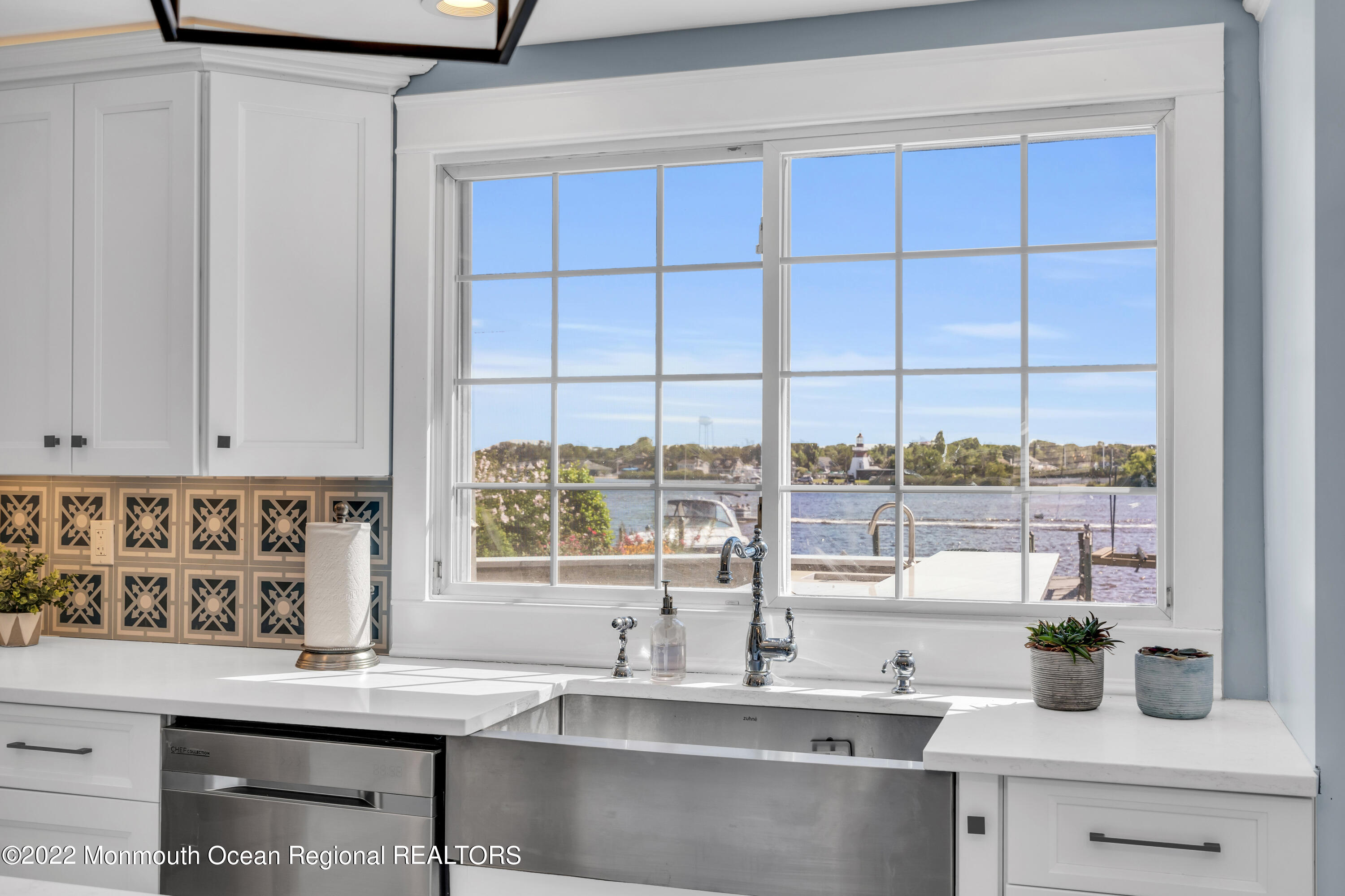 18 Brooks Road Toms River, NJ 08753 - Photo 14 of 53 12