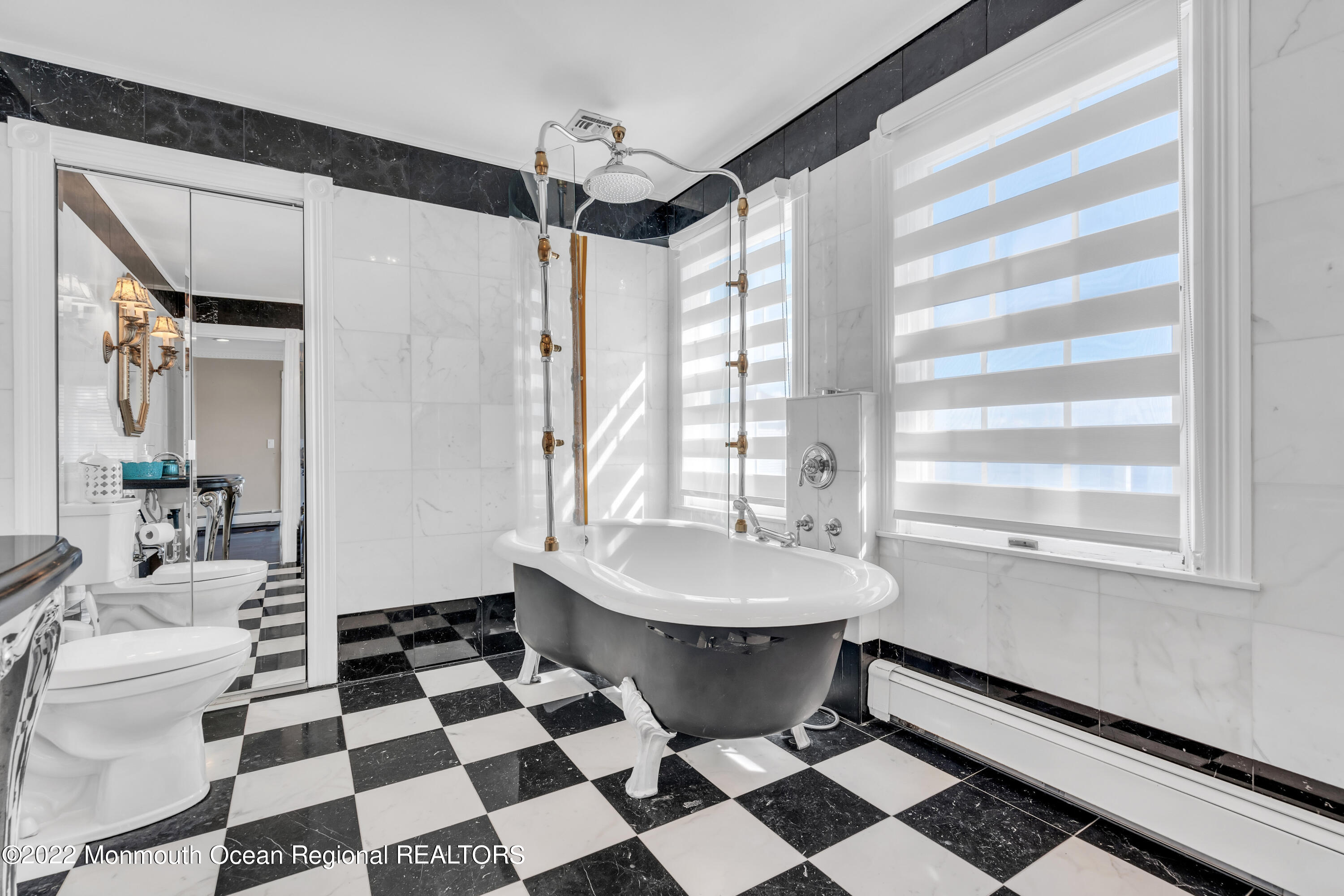 18 Brooks Road Toms River, NJ 08753 - Photo 23 of 53 21