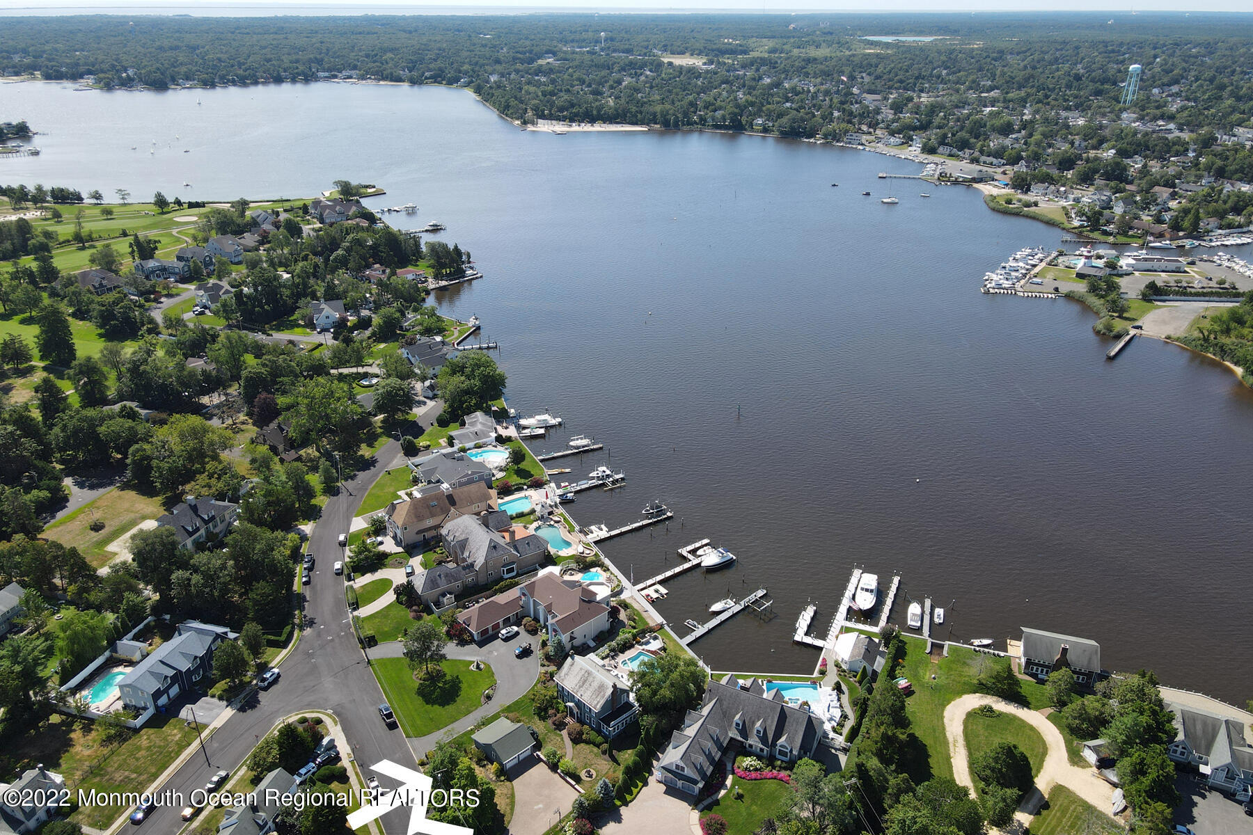 18 Brooks Road Toms River, NJ 08753 - Photo 47 of 53 45