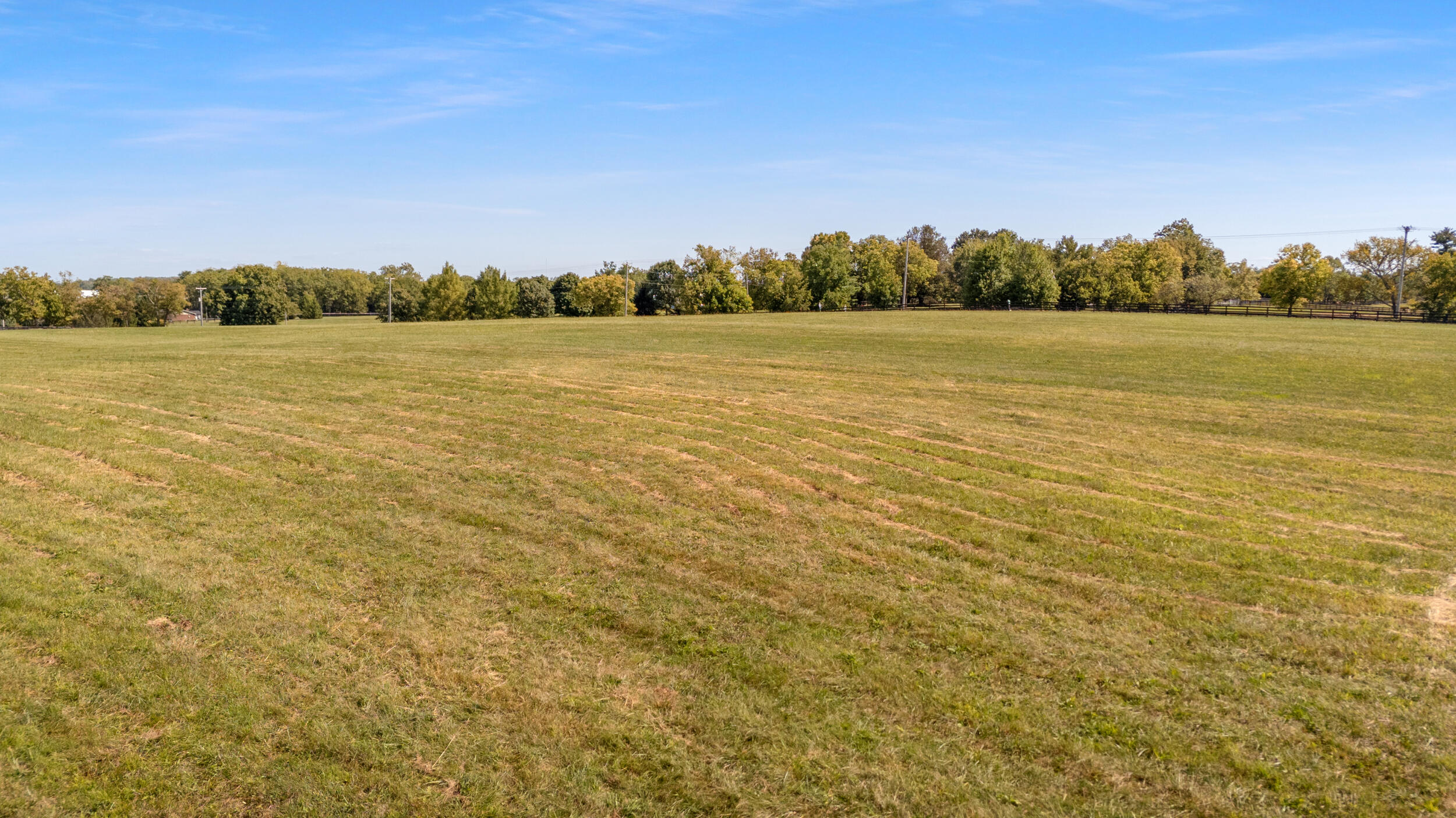 180 Hill Road Paris, KY 40361 - Photo 5 of 12 dji_20250909123143_0019_d
