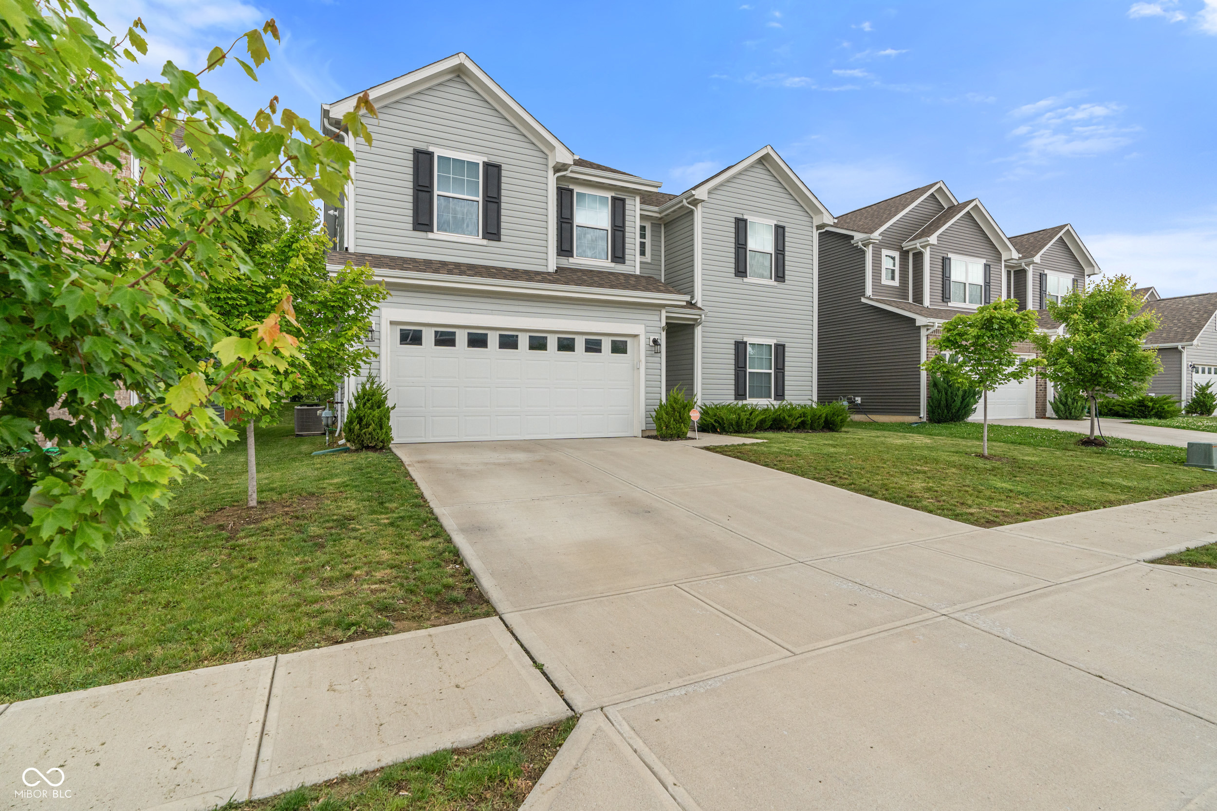 918 Cass Drive Franklin, IN 46131 - Photo 3 of 45