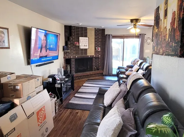 $549,900 | 7432 West Gregory Street, Chicago, IL 60656