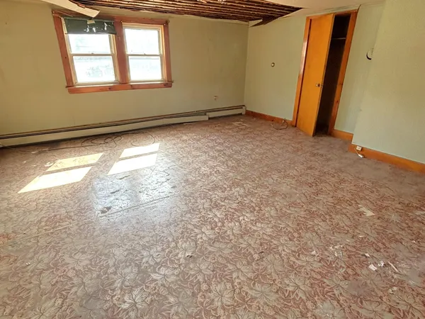 $230,000 | 138 Lewiston Street, Mechanic Falls, ME 04256