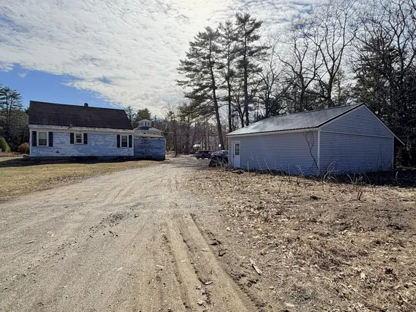 $230,000 | 138 Lewiston Street, Mechanic Falls, ME 04256