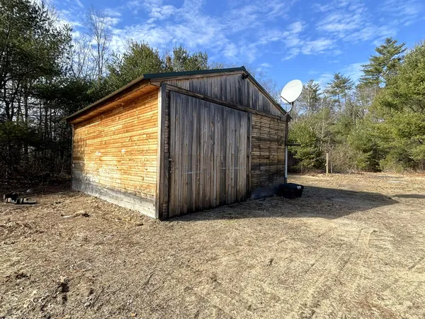 $230,000 | 138 Lewiston Street, Mechanic Falls, ME 04256