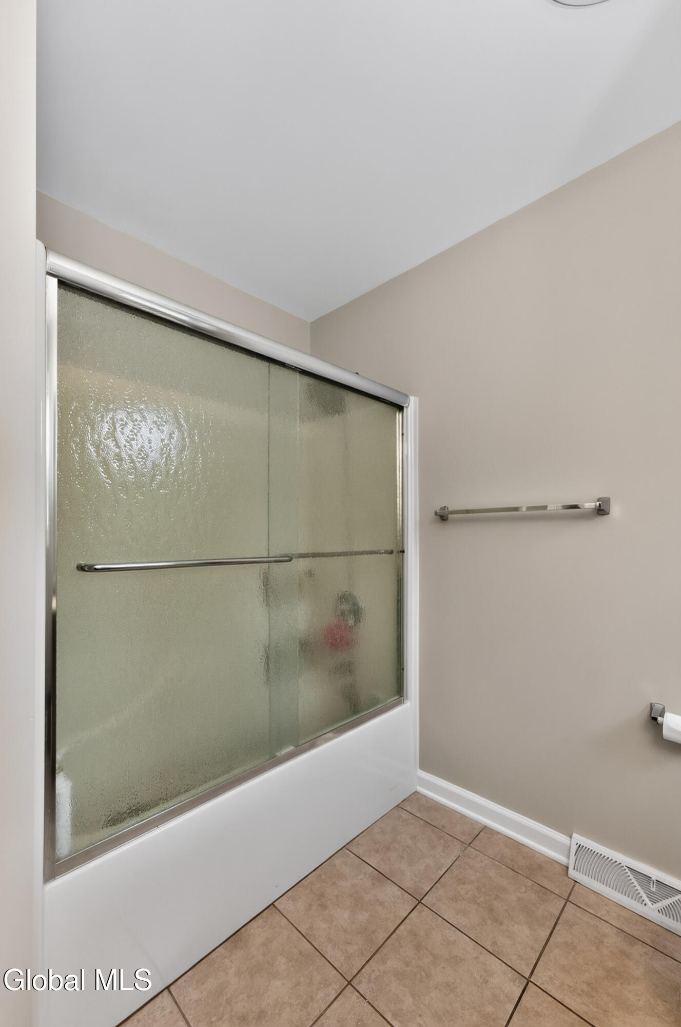4303 Consaul Road Niskayuna, NY 12304 - Photo 19 of 35 Primary Bathroom