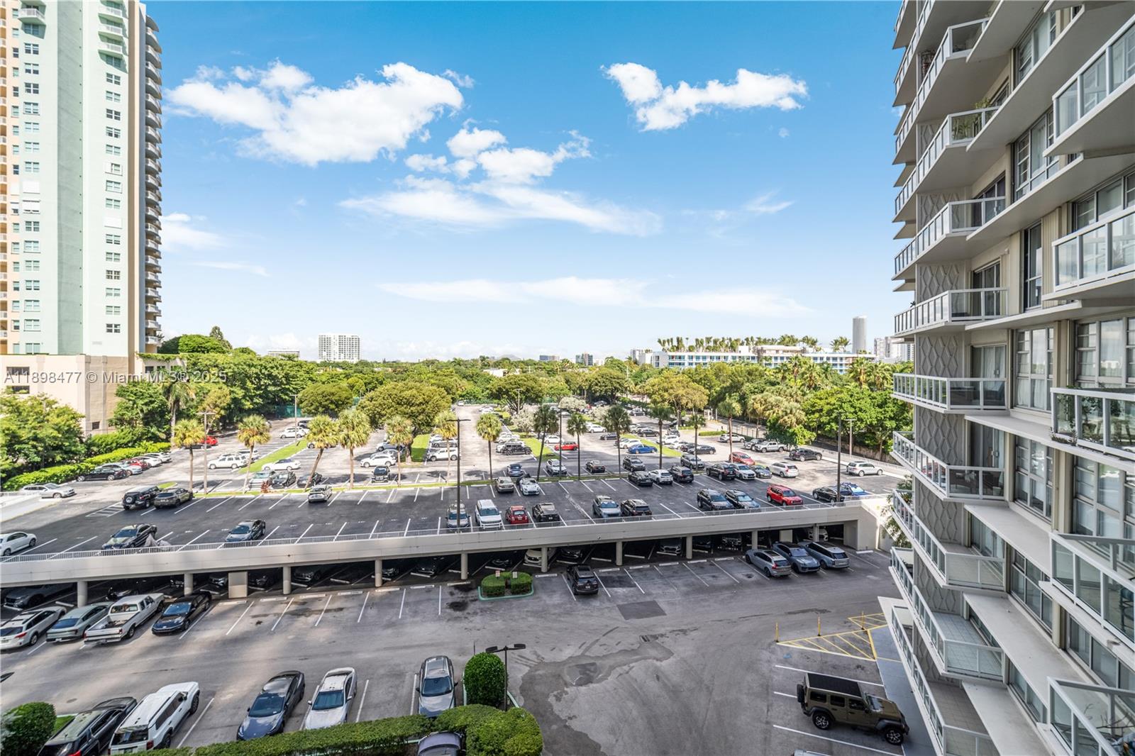 2451 Brickell Avenue, Unit 6N Miami, FL 33129 - Photo 29 of 43 a view of a backyard with sitting area