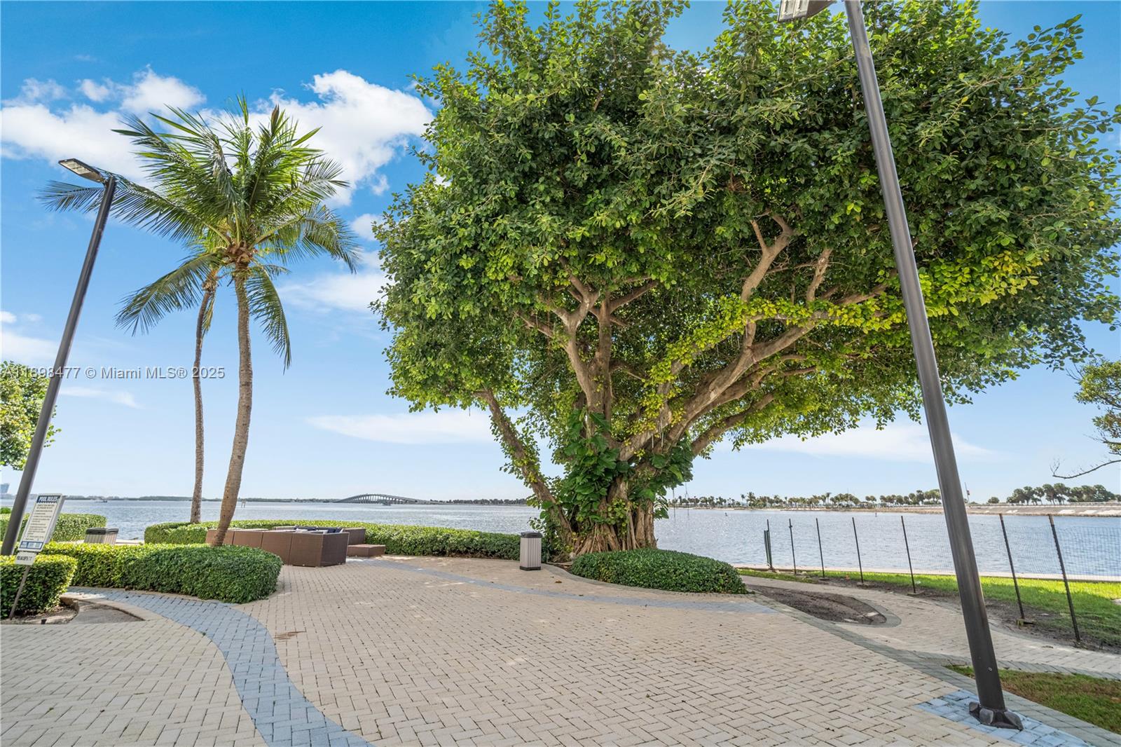 2451 Brickell Avenue, Unit 6N Miami, FL 33129 - Photo 41 of 43 a house view with a garden space