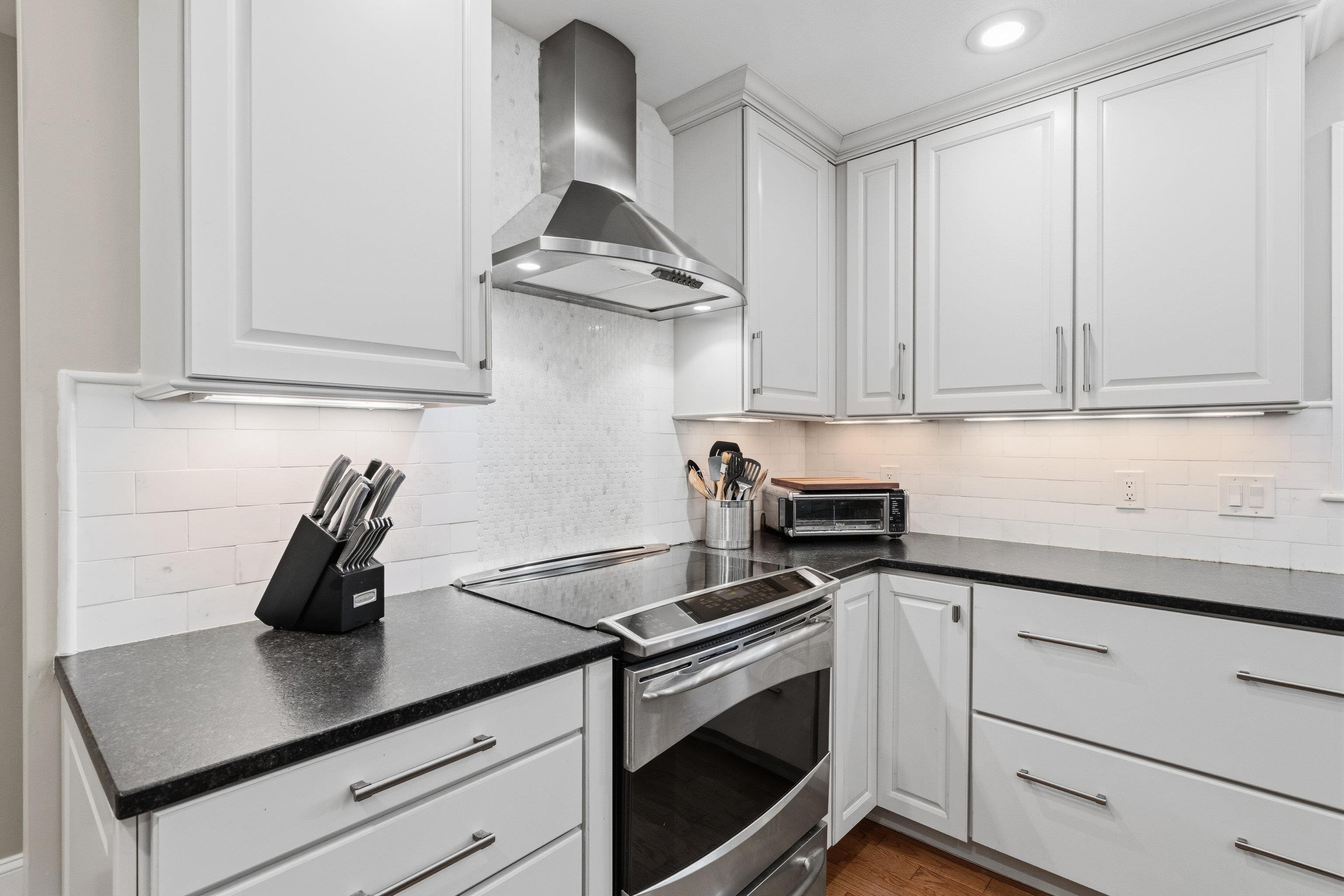 7 Premier Drive Londonderry, NH 03053 - Photo 19 of 56 Gallery Image 19