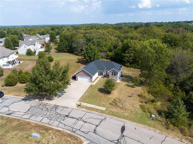 $379,500 | 1209 Cypress Court, Warrensburg, MO 64093