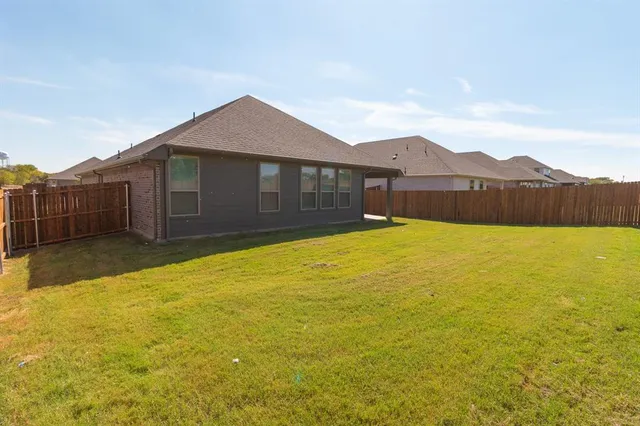 $2,175 | 1017 Verde Valley Lane, Crowley, TX 76036