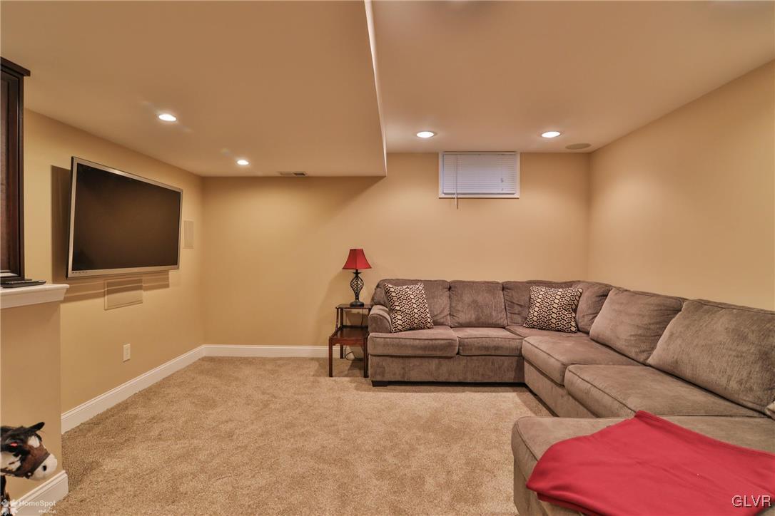 115 Kichline Road Hellertown, PA 18055 - Photo 32 of 45 a living room with furniture