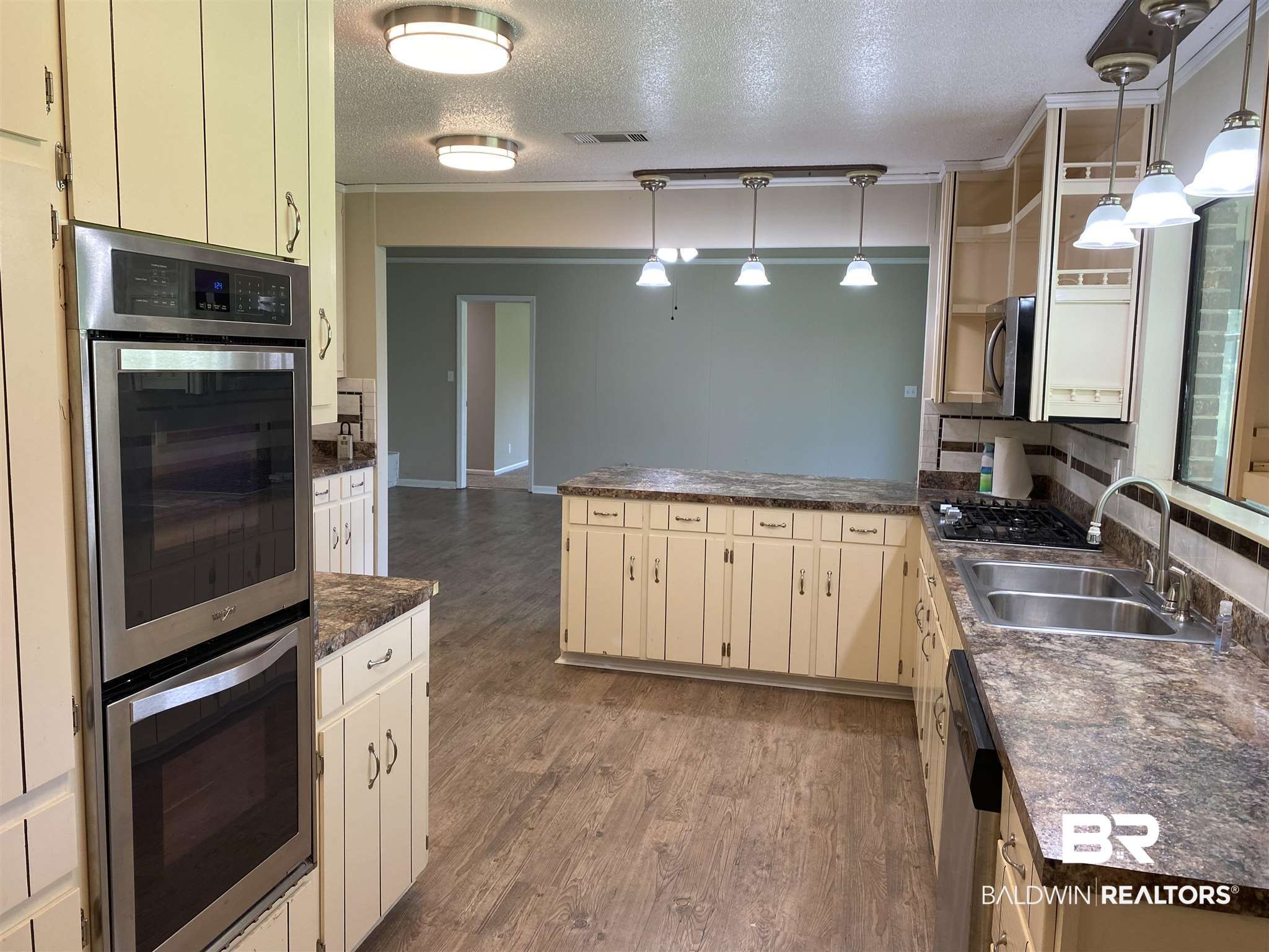 10125 Strickland Road Grand Bay, AL 36541 - Photo 8 of 21