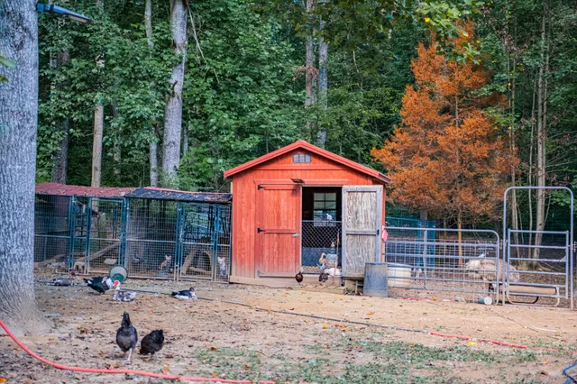 $584,000 | 1450 Pleasant Hill Road, McMinnville, TN 37110