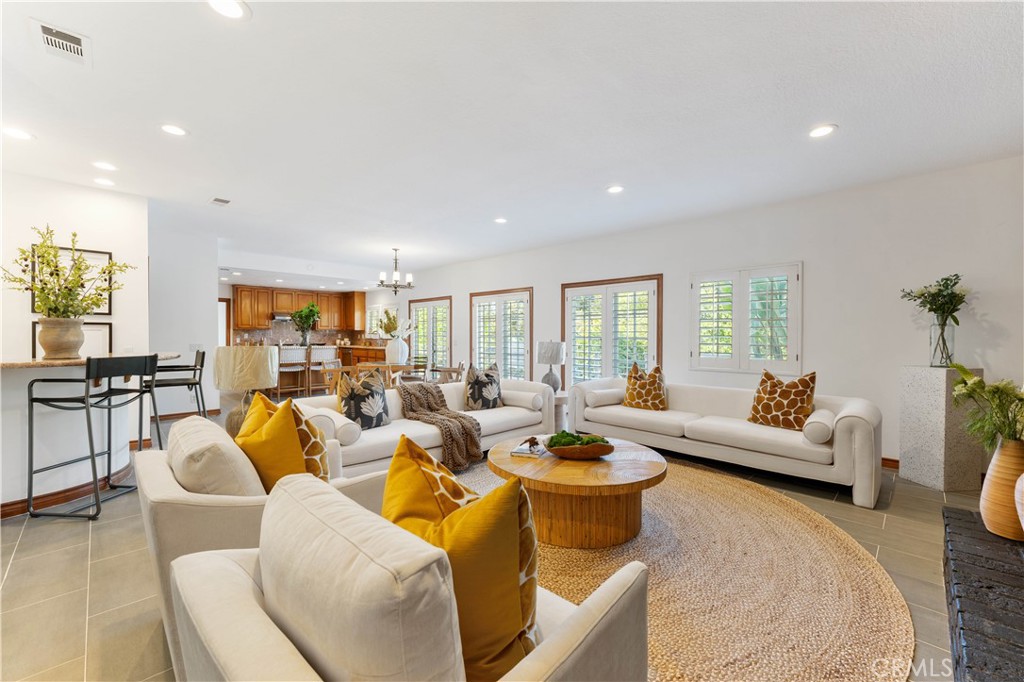 1011 Rodeo Road Arcadia, CA 91006 - Photo 13 of 44