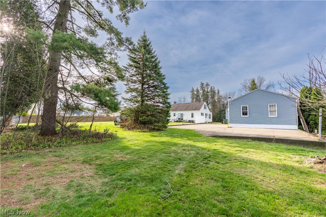 263 Everhard Road Southwest North Canton, OH 44709 - Photo 4 of 43