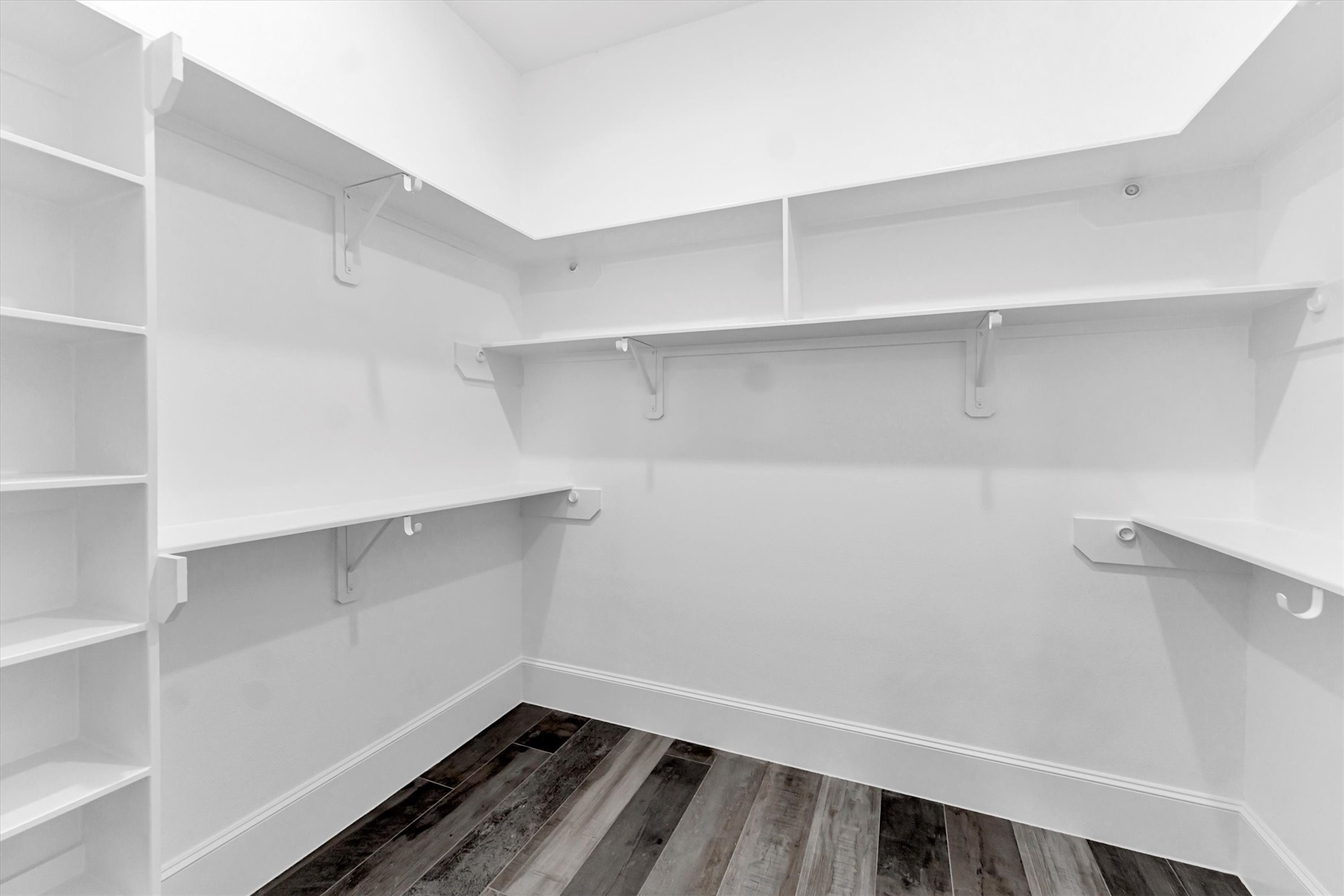 610 Sharon Street Prairie View, TX 77484 - Photo 30 of 42 a view of an empty walk in closet