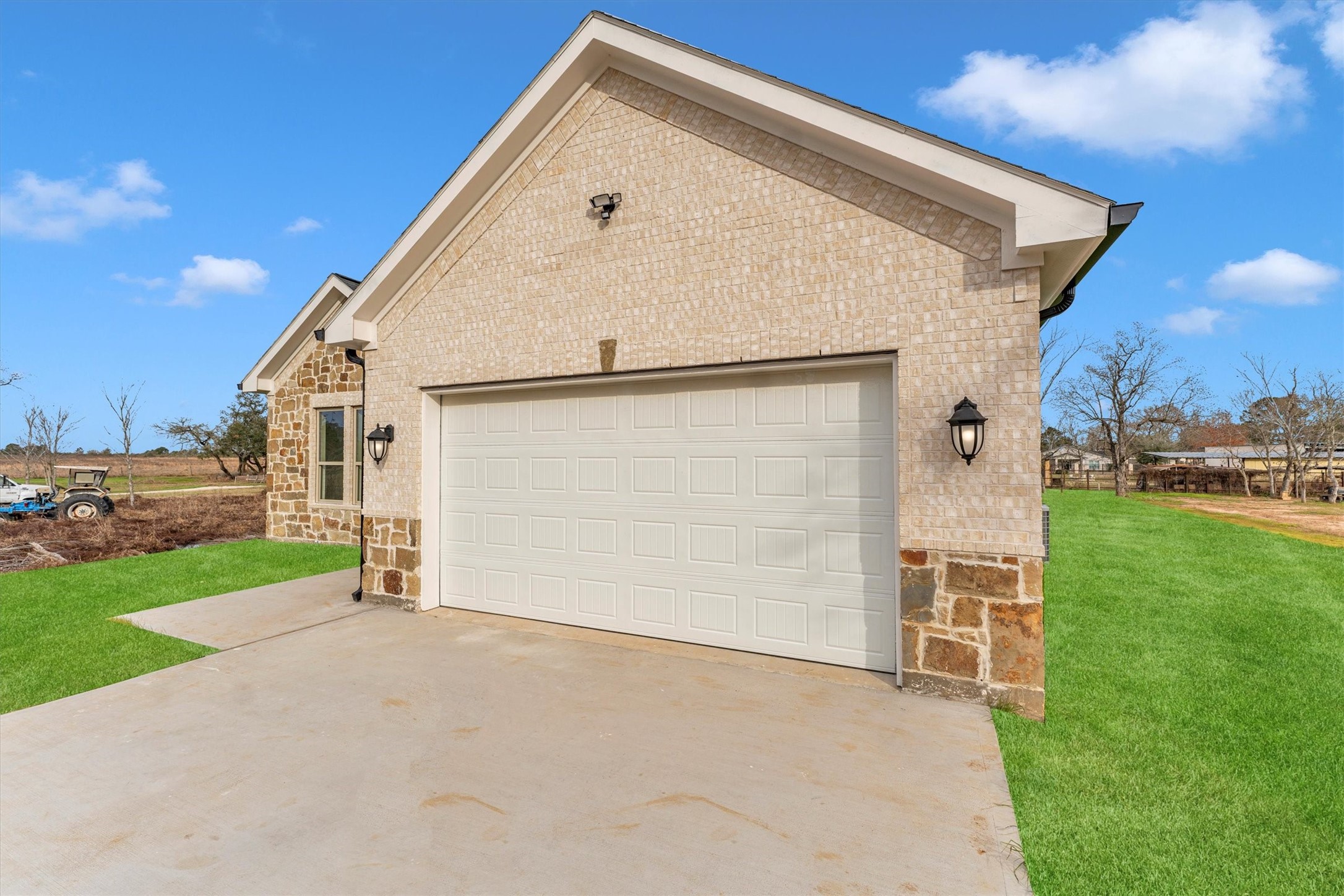 610 Sharon Street Prairie View, TX 77484 - Photo 4 of 42 a view of a house with a yard