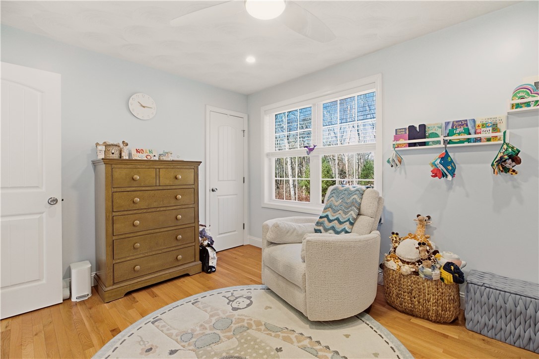 90 Mockingbird Drive Exeter, RI 02822 - Photo 21 of 40